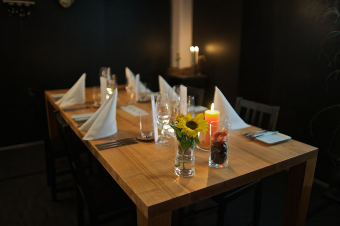 BittenZuTisch_01